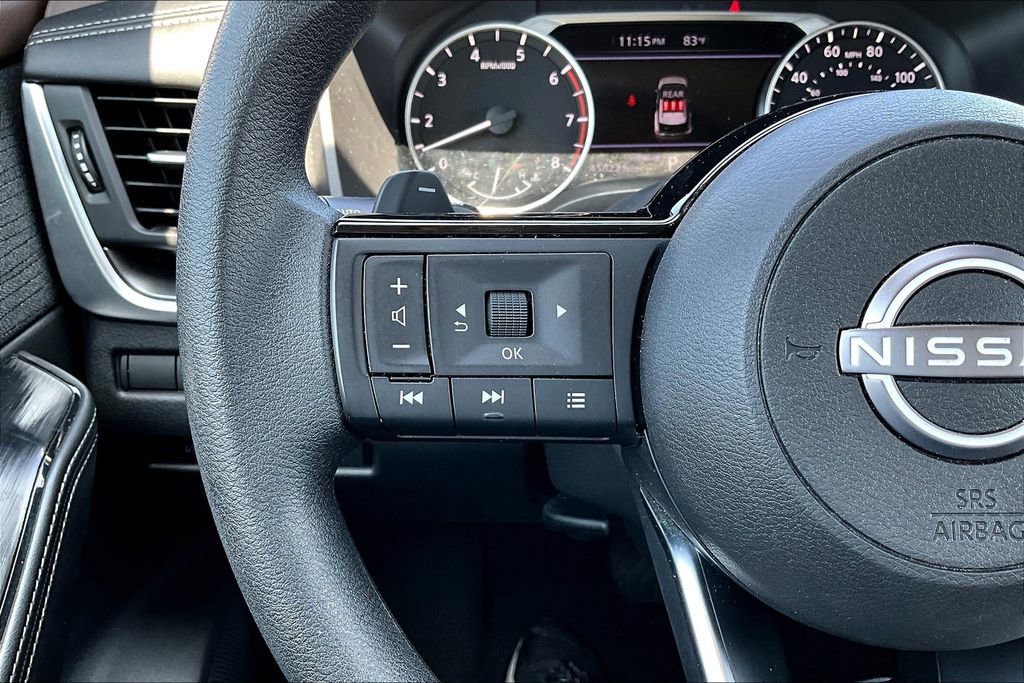 Used 2023 Nissan Rogue SV image 23