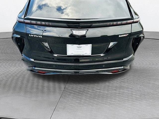 New 2026 Cadillac Lyriq V image 13