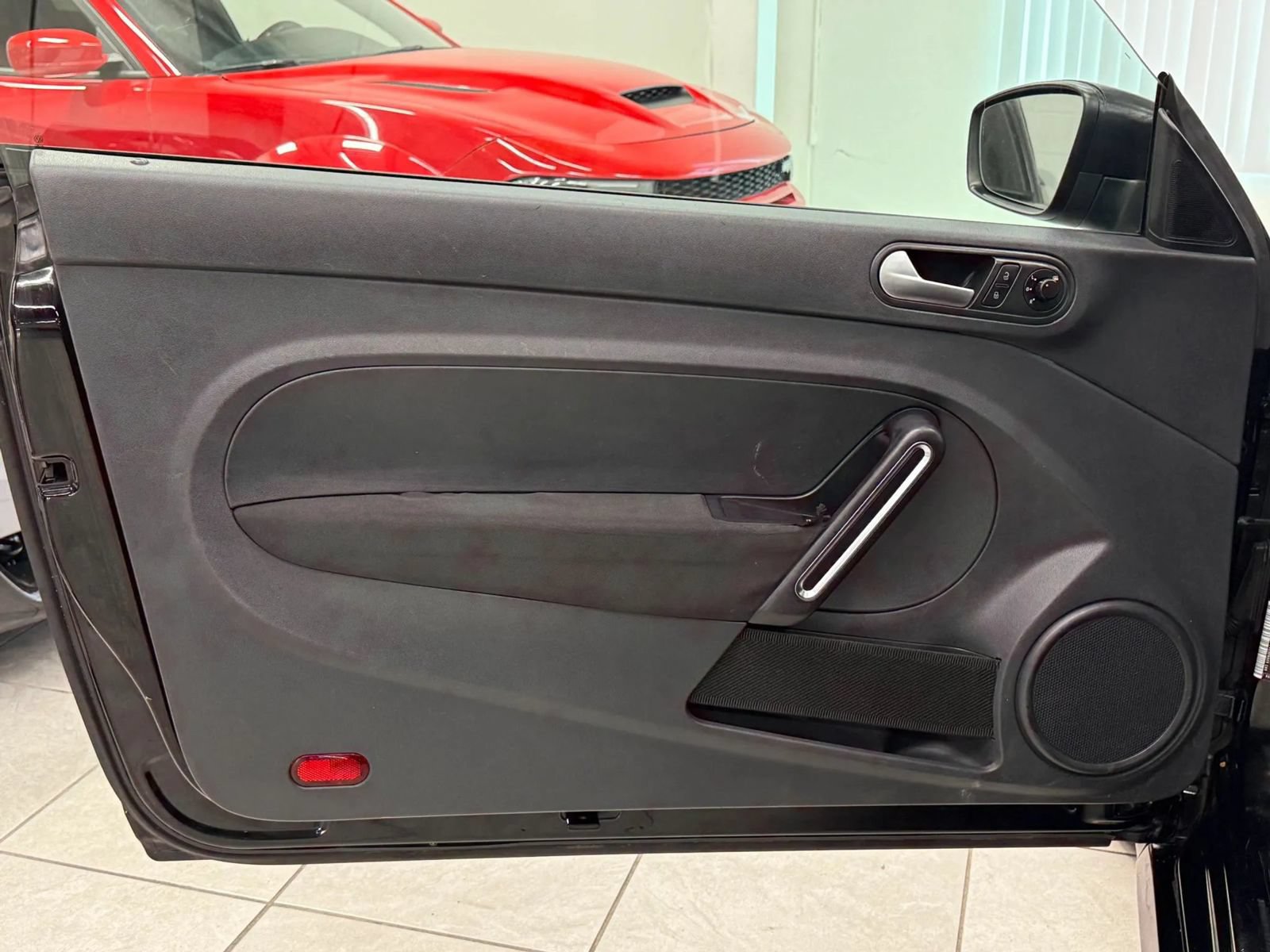 Used 2014 Volkswagen Beetle 1.8T FWD image 14