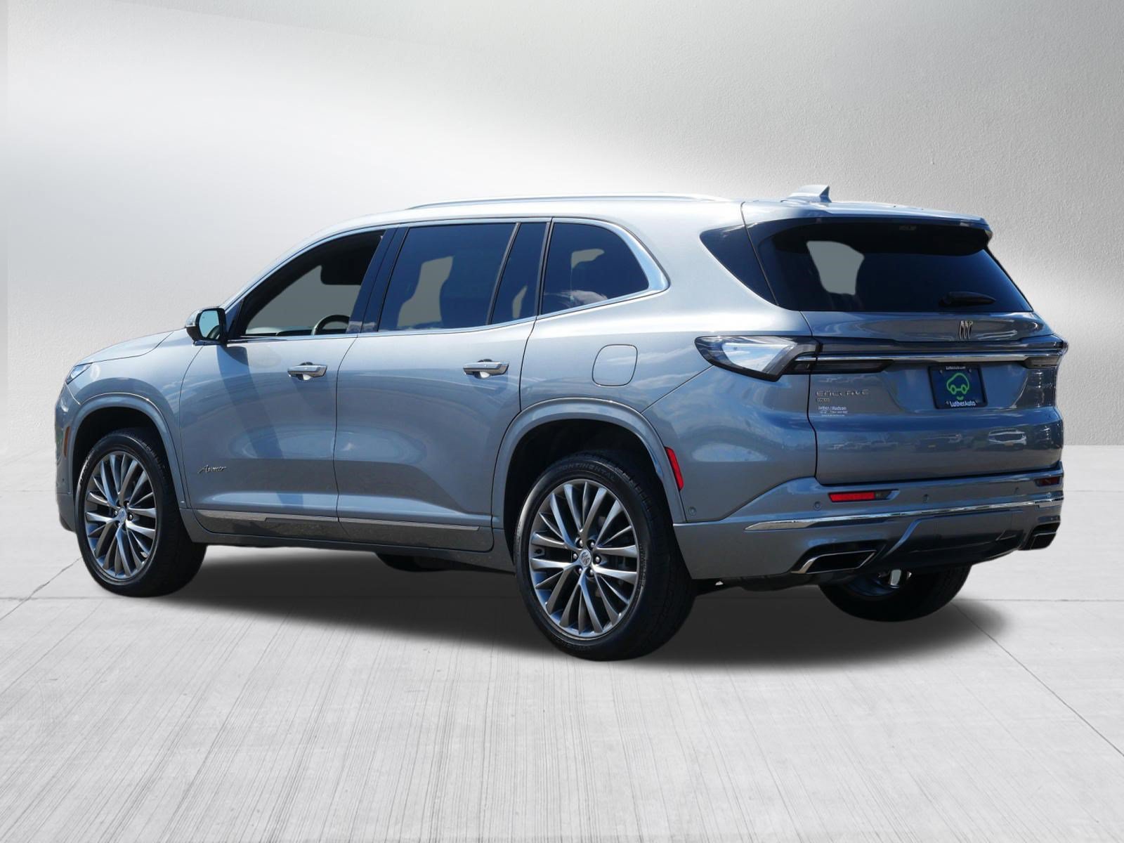 Certified 2025 Buick Enclave Avenir w/ Super Cruise Package AWD/4WD image 5