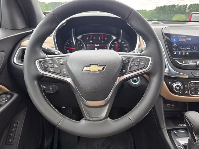 Used 2023 Chevrolet Equinox Premier AWD/4WD image 26