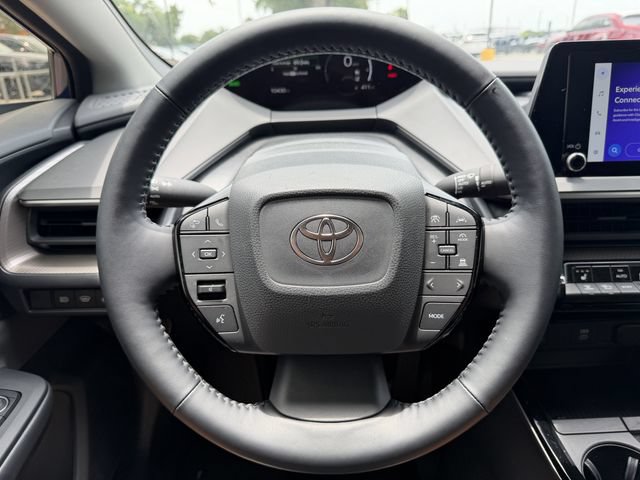 Used 2024 Toyota Prius XLE FWD image 13