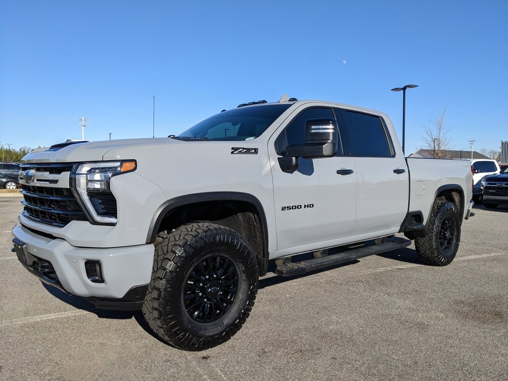 Used 2024 Chevrolet Silverado 2500 LTZ w/ LTZ Plus Package image 67