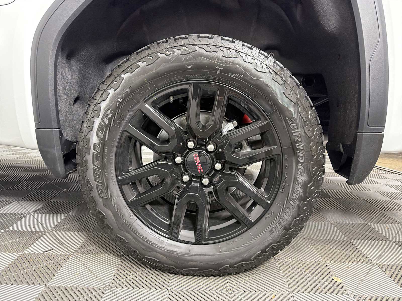 New 2026 GMC Sierra 1500 Elevation w/ Elevation Premium Package image 34