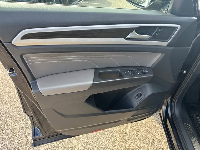 Certified 2022 Volkswagen Atlas SE image 11