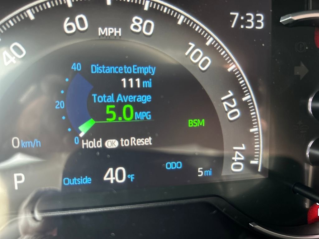 New 2025 Toyota RAV4 XLE image 10