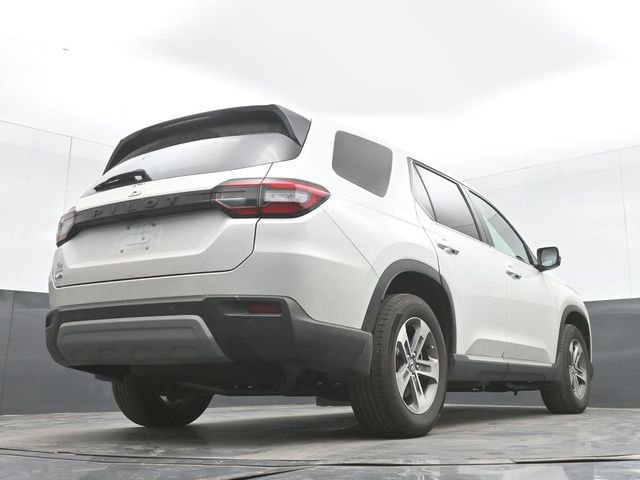 Used 2025 Honda Pilot EX-L image 31