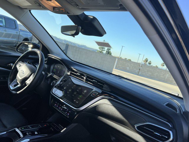 Used 2023 Chevrolet Bolt EUV Premier w/ Sun & Sound Package image 29