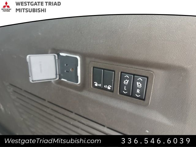 Used 2022 Chevrolet Suburban Z71 w/ Z71 Off-Road Package image 27