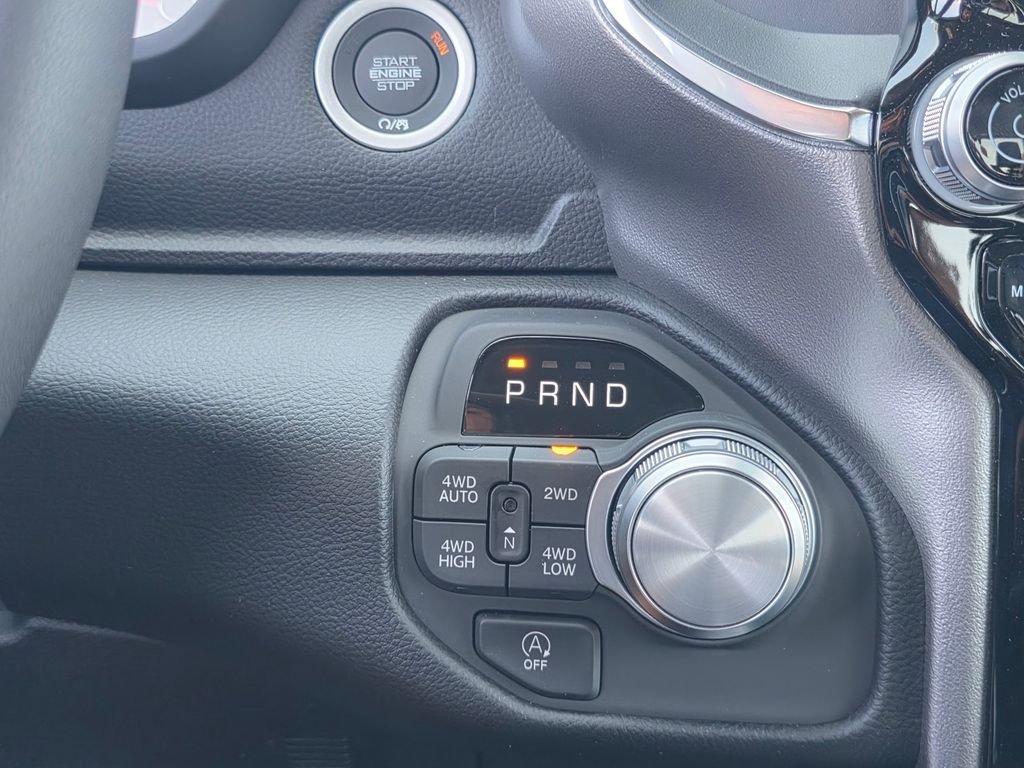 New 2026 RAM 1500 Laramie w/ Sport Appearance Package AWD/4WD image 19