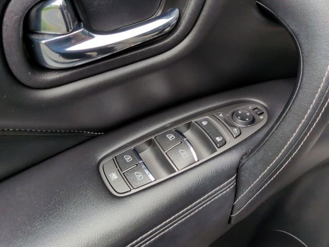 Used 2022 INFINITI QX80 Luxe w/ All-Season Package AWD/4WD image 14