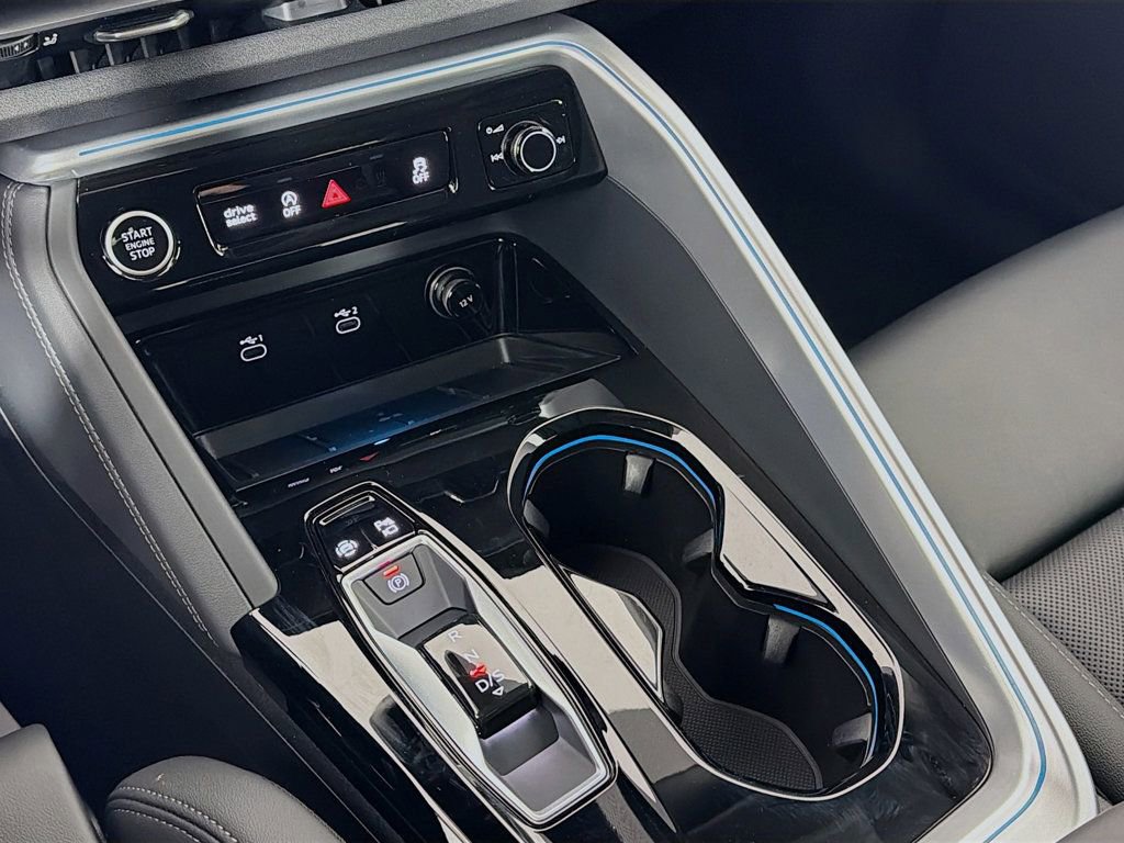 Certified 2025 Audi Q5 Premium Plus w/ Premium Plus image 17