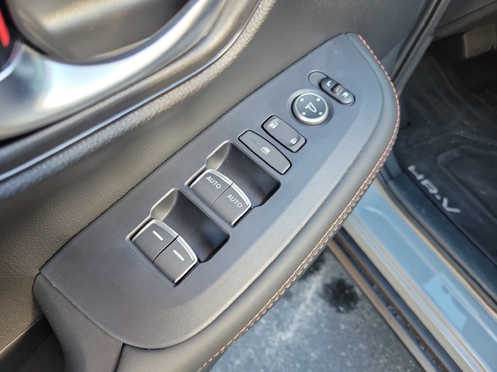 Certified 2027 Honda HR-V Sport image 21