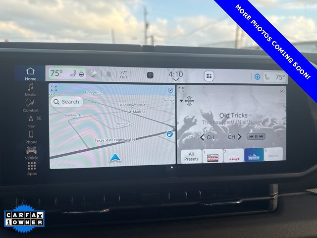 Used 2025 Jeep Wrangler Sahara image 24