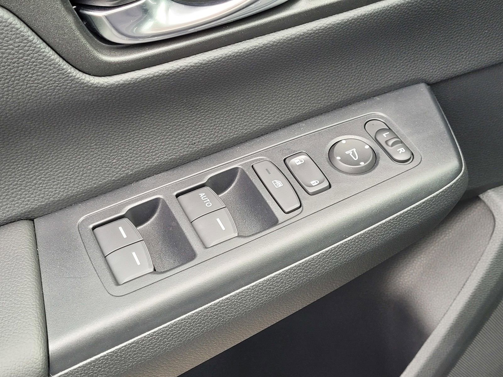 Certified 2026 Honda CR-V LX image 16