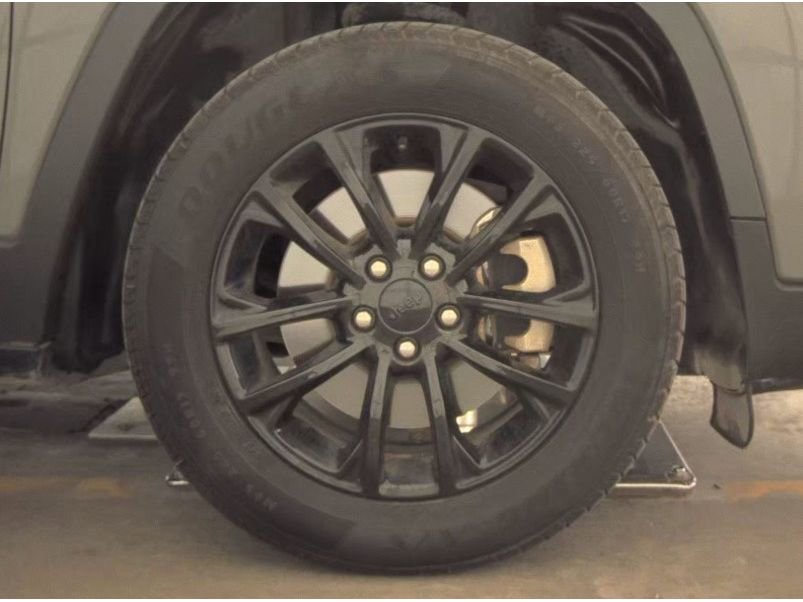 Used 2021 Jeep Cherokee Latitude Lux w/ Comfort/Convenience Group image 13