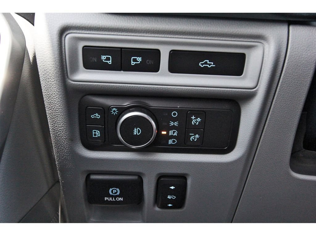 Used 2021 Ford F150 Limited AWD/4WD image 18