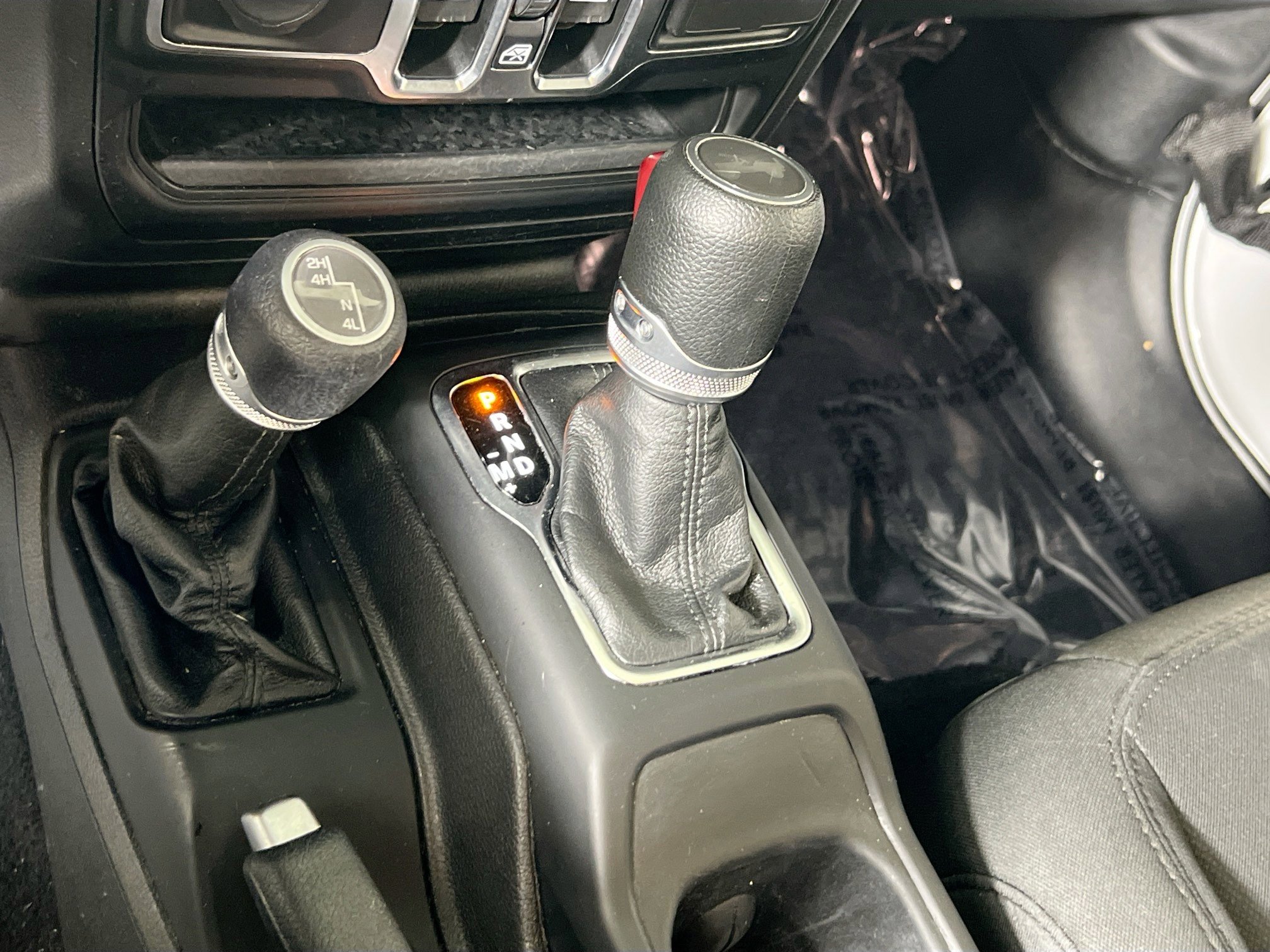 Used 2022 Jeep Wrangler Unlimited Sport image 15