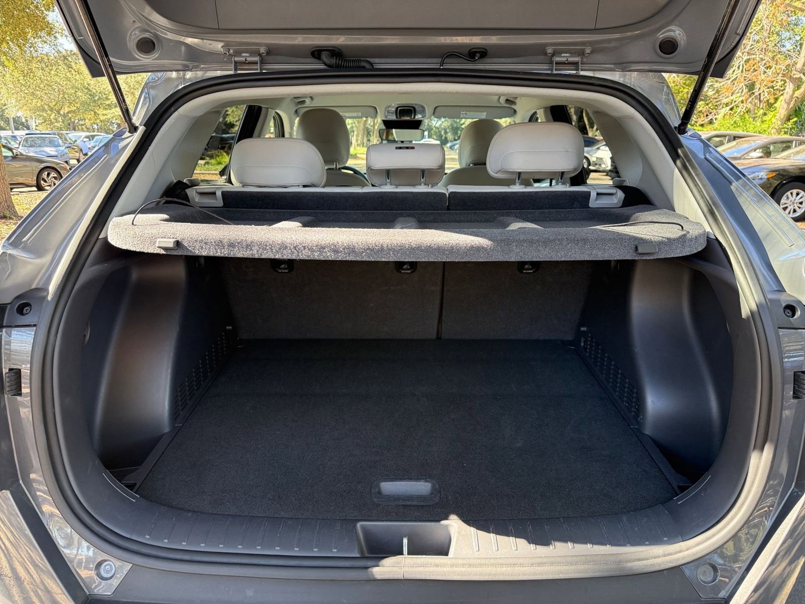 Used 2025 Hyundai Kona SEL image 24