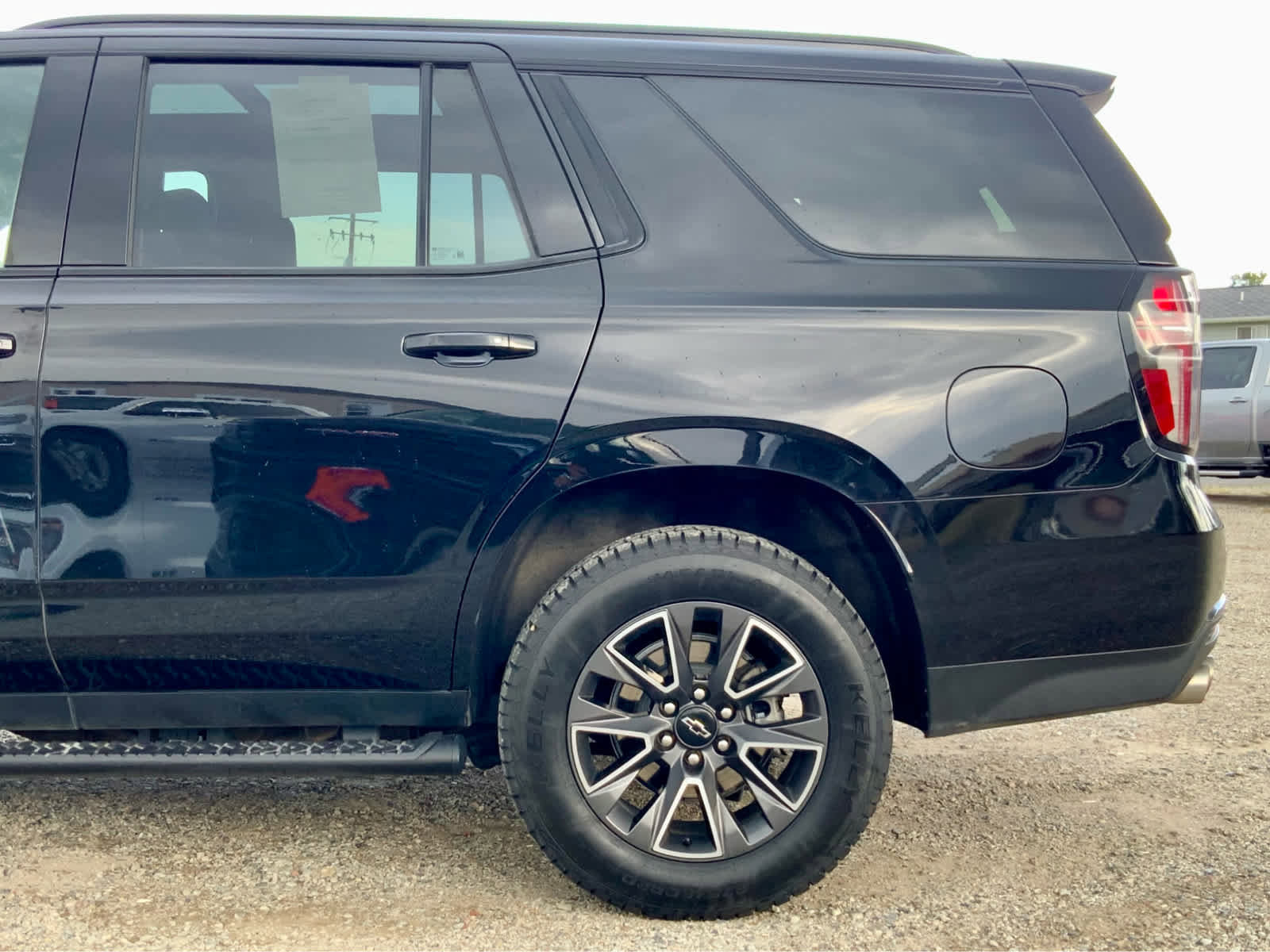 Used 2023 Chevrolet Tahoe Z71 w/ Off-Road Capability Package image 15