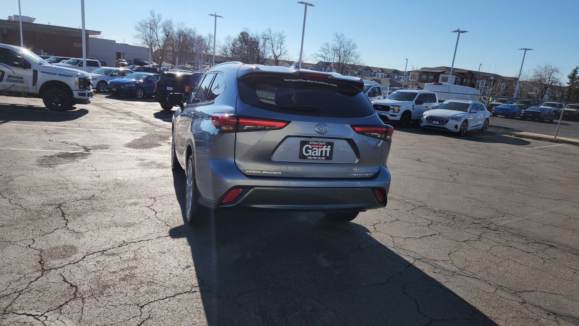 Used 2020 Toyota Highlander Limited image 11