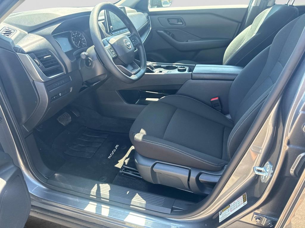 Certified 2025 Nissan Rogue S AWD/4WD image 17