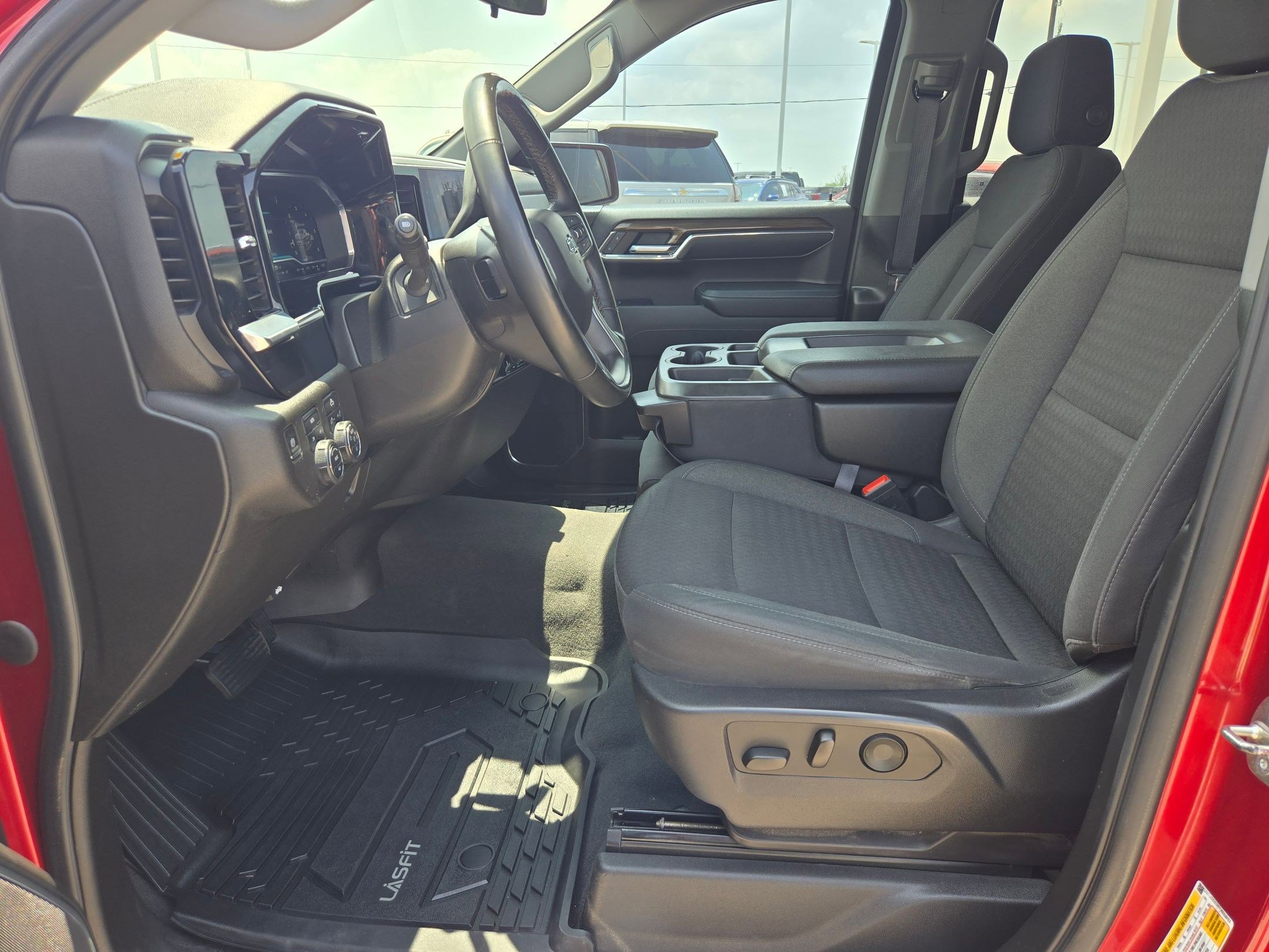 Used 2023 Chevrolet Silverado 1500 RST AWD/4WD image 9