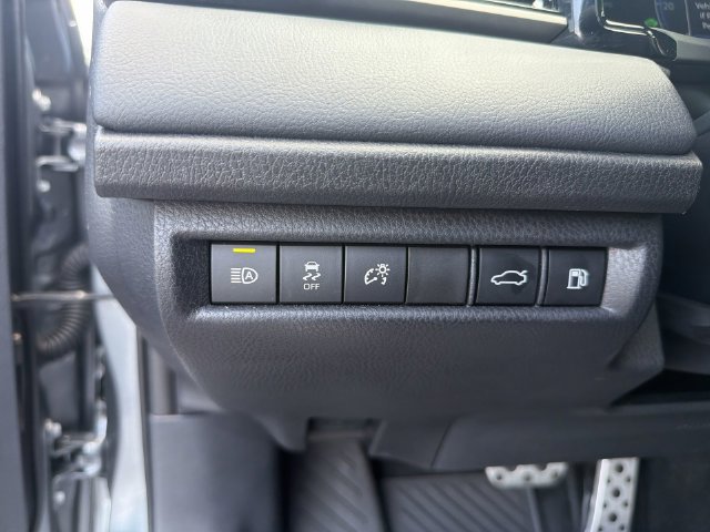 Used 2026 Toyota Camry XSE FWD image 31