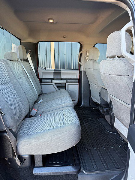 Used 2018 Ford F350 XLT image 10