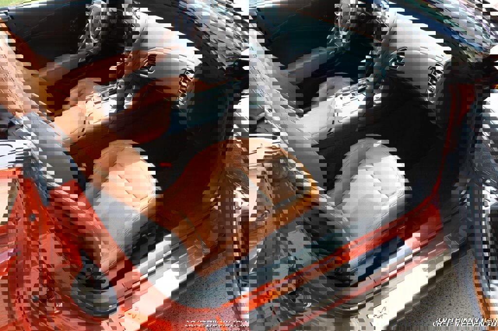 Used 2016 Chevrolet Corvette Stingray Convertible w/ 2LT Preferred Equipment Group image 20