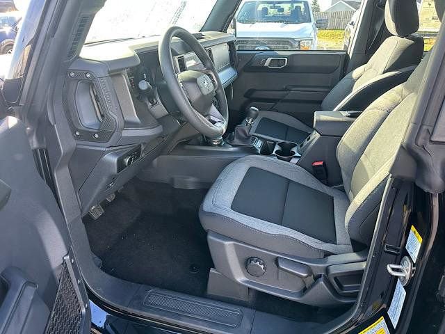 New 2025 Ford Bronco 4-Door image 10