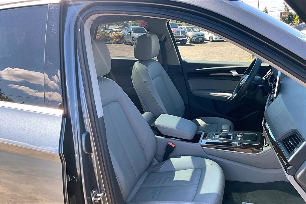 Used 2019 Audi Q5 2.0T Premium Plus w/ Premium Plus Package AWD/4WD image 10