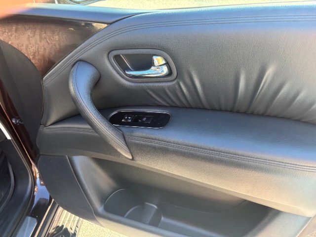 Used 2012 INFINITI QX56 4WD w/ Deluxe Touring Pkg image 63