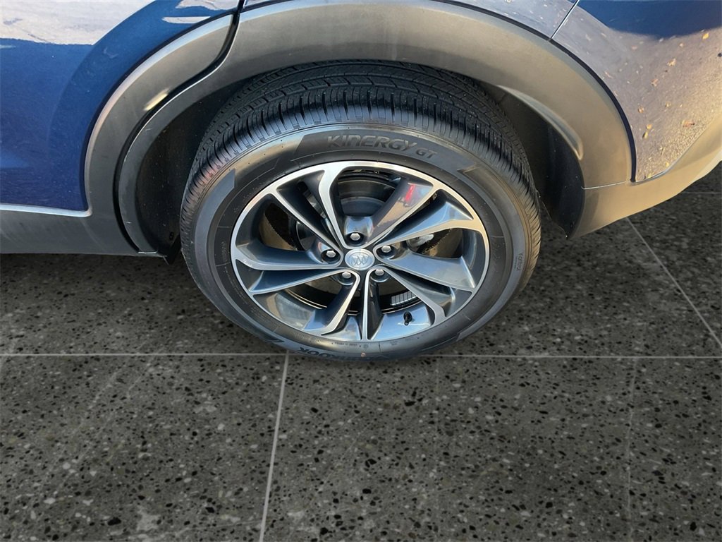 Used 2023 Buick Encore GX Select image 13