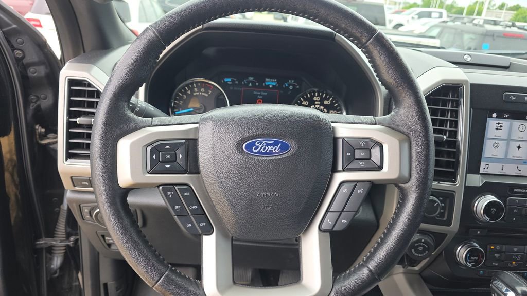 Used 2018 Ford F150 Lariat w/ Equipment Group 502A Luxury AWD/4WD image 14
