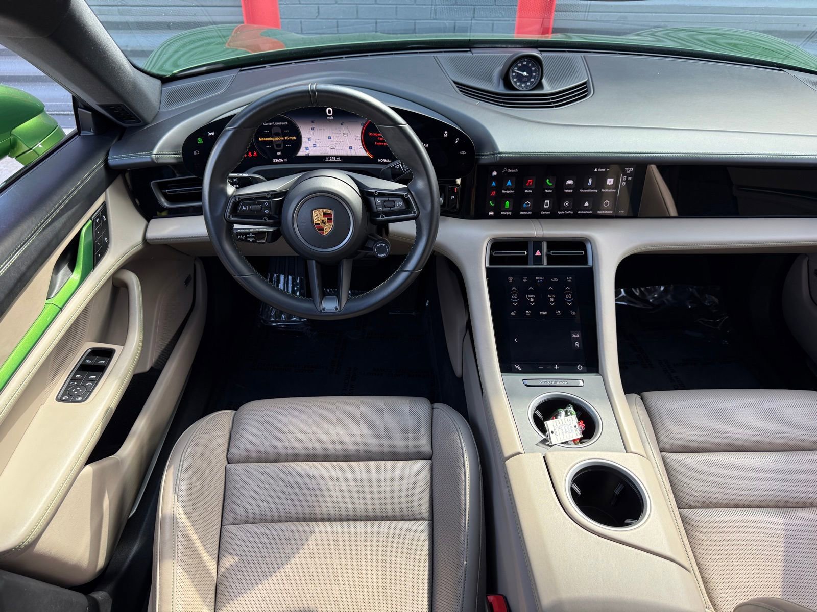 Used 2022 Porsche Taycan 4S image 19