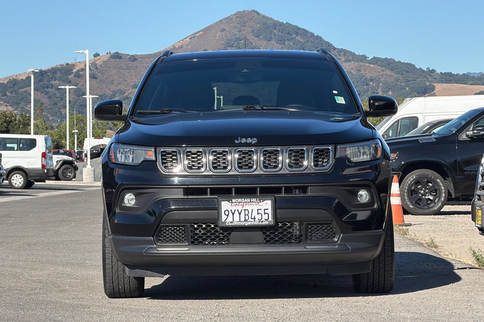Used 2024 Jeep Compass Latitude AWD/4WD image 10