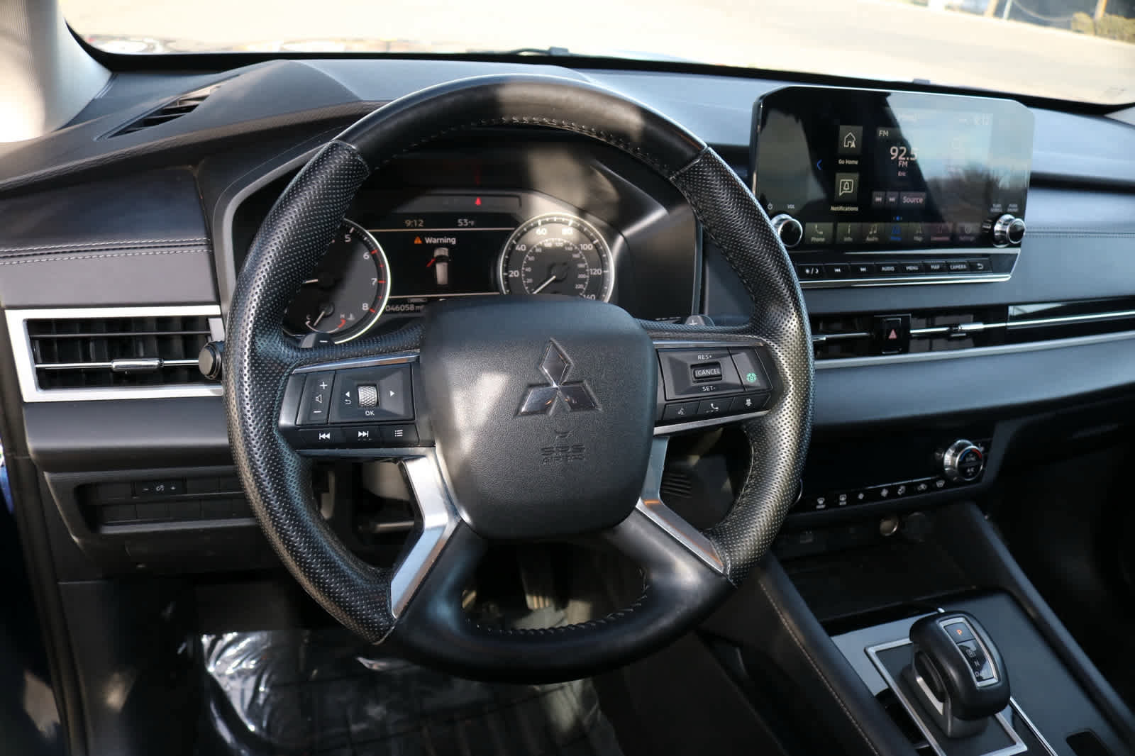Used 2024 Mitsubishi Outlander SE image 20