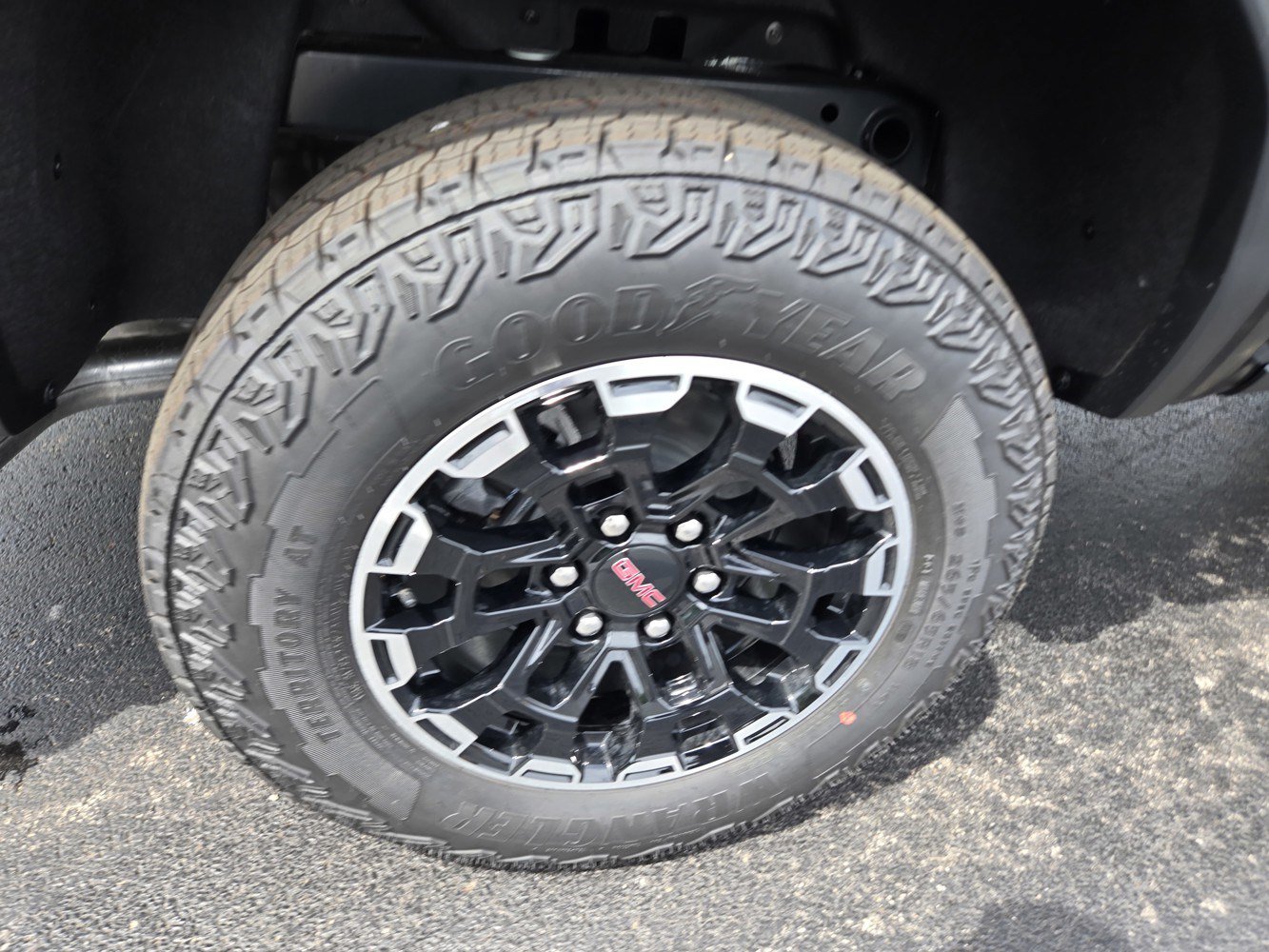 Certified 2026 GMC Canyon AT4 AWD/4WD image 40