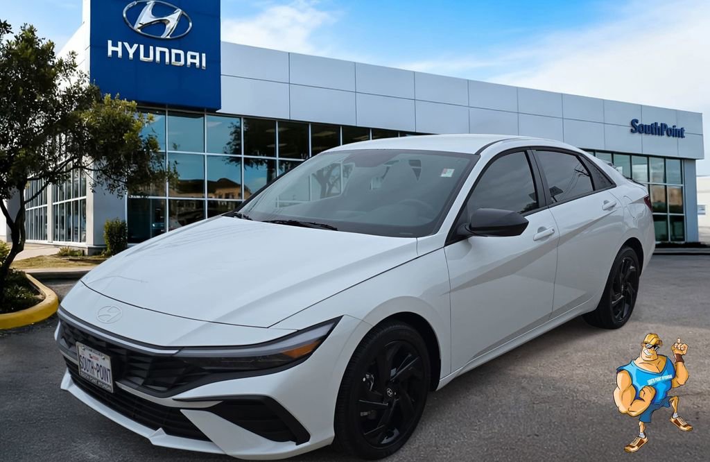 Certified 2026 Hyundai Elantra Sport FWD image 1