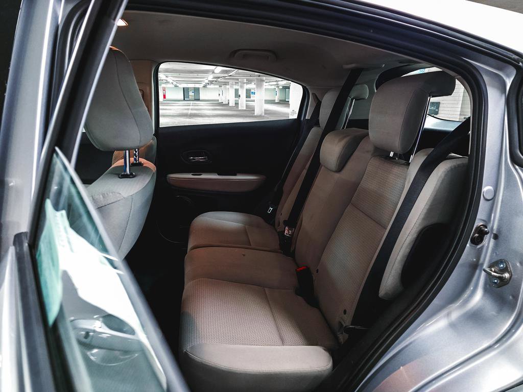 Certified 2021 Honda HR-V LX image 21