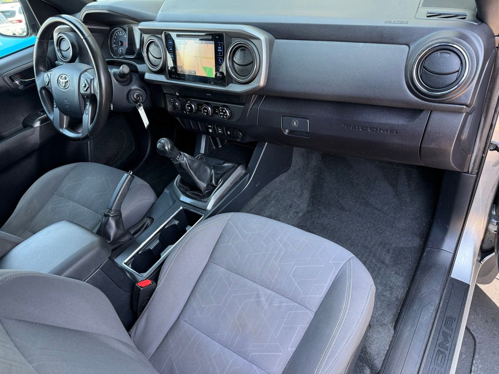 Used 2019 Toyota Tacoma TRD Sport AWD/4WD image 15