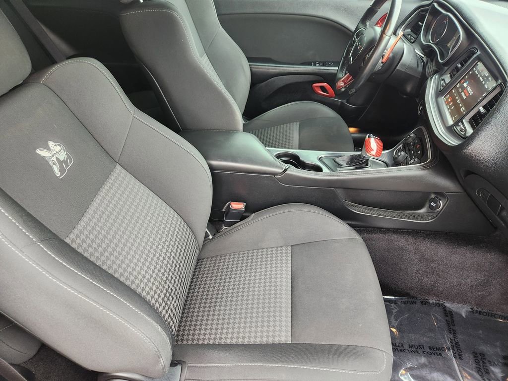 Used 2018 Dodge Challenger R/T Scat Pack RWD image 5