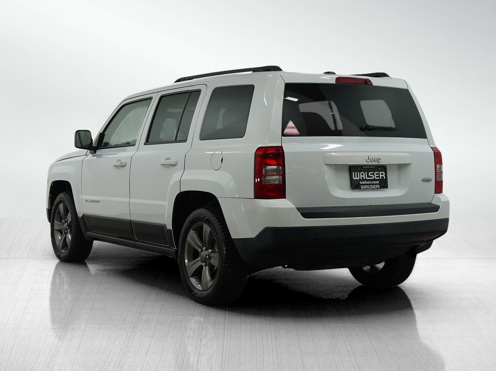 Used 2015 Jeep Patriot High Altitude image 3
