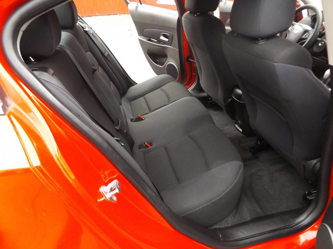 Used 2016 Chevrolet Cruze LT w/ Sun And Sound Package image 24