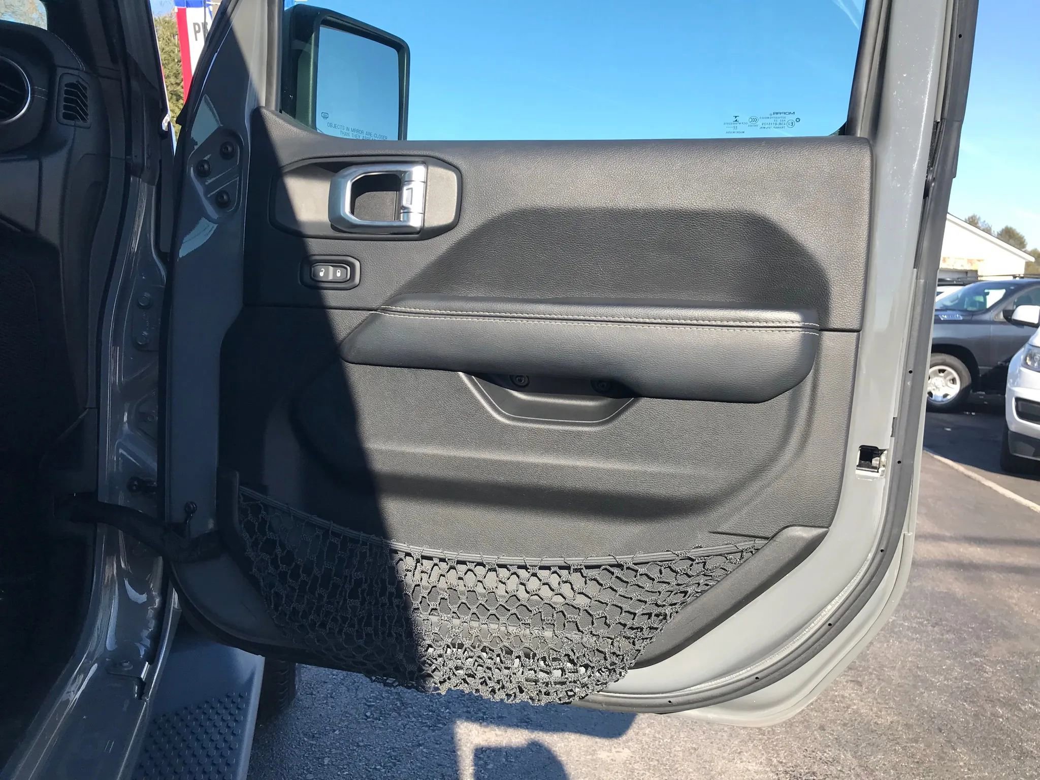 Used 2023 Jeep Wrangler Unlimited Sahara image 46