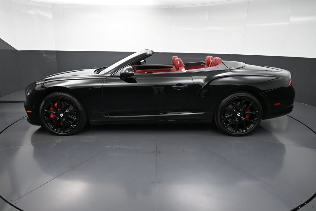 Certified 2023 Bentley Continental GT V8 AWD/4WD image 31