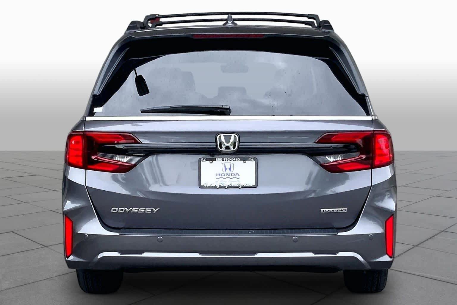 Used 2025 Honda Odyssey Touring image 5