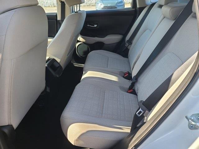 Used 2023 Honda HR-V LX image 13