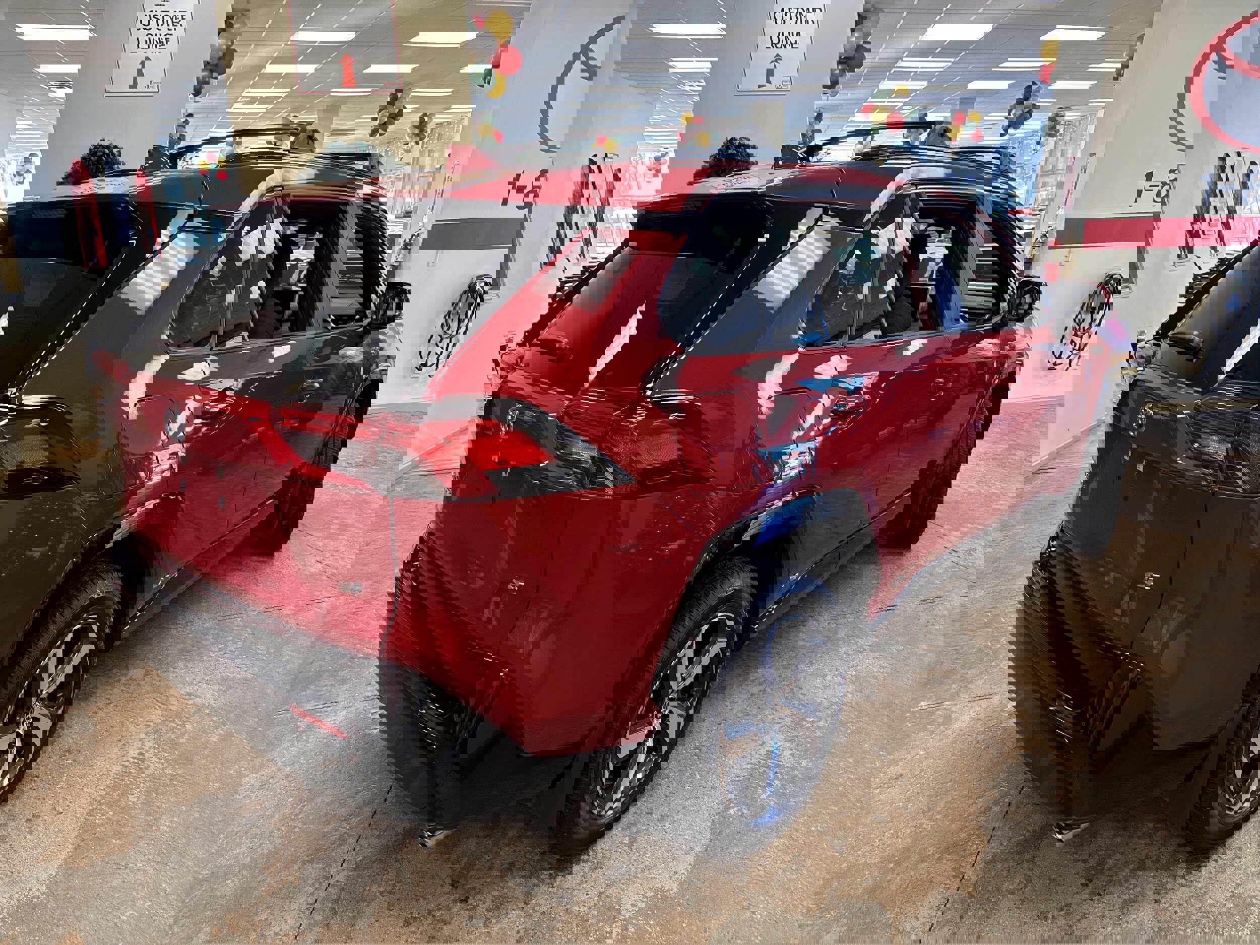 Used 2024 Toyota RAV4 SE w/ Weather & Moonroof Package image 11